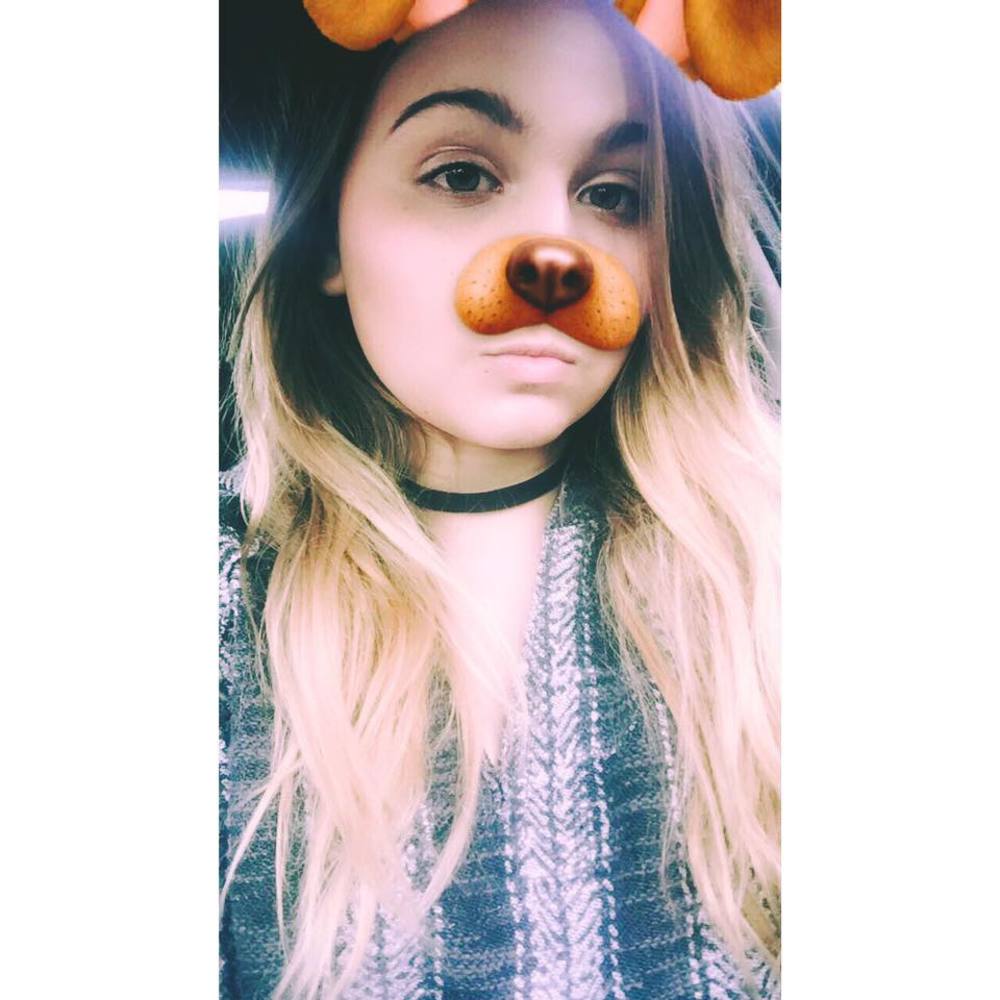 Meet your Posher, Dakota